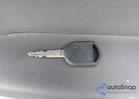 2010 Ford Focus Se z USA, uszkodzony, nr VIN 1FAHP3FN9AW292352